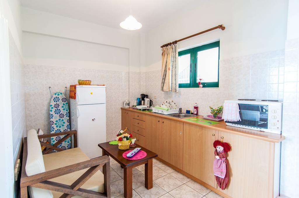 Karmiris Studios And Apartments Keri 外观 照片