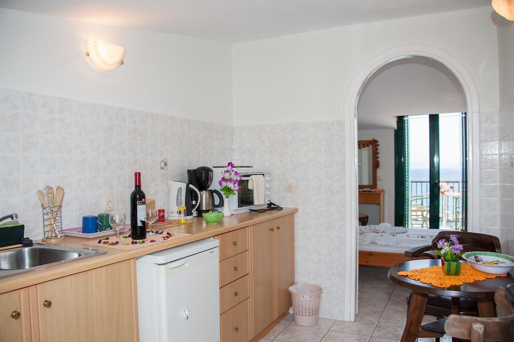 Karmiris Studios And Apartments Keri 客房 照片